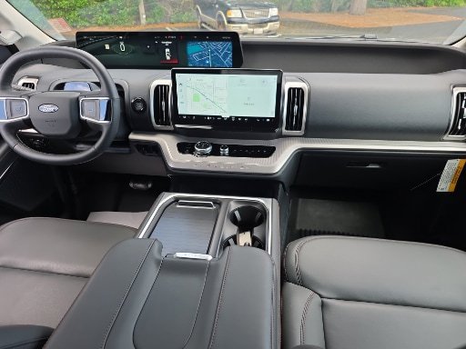 Certified 2025 Ford Expedition Active AWD/4WD image 2