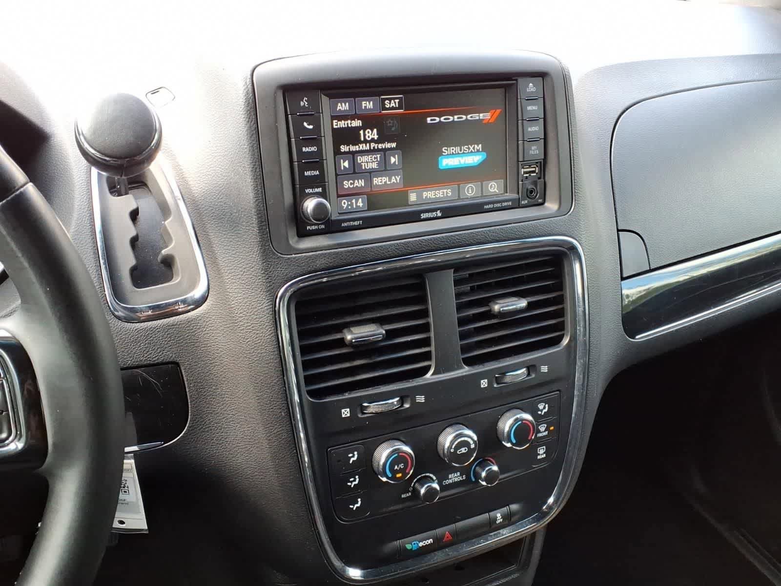 Used 2019 Dodge Grand Caravan SE FWD image 22