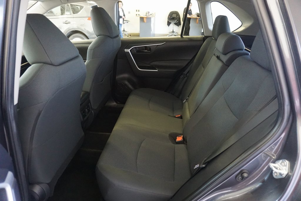 Certified 2022 Toyota RAV4 LE image 18