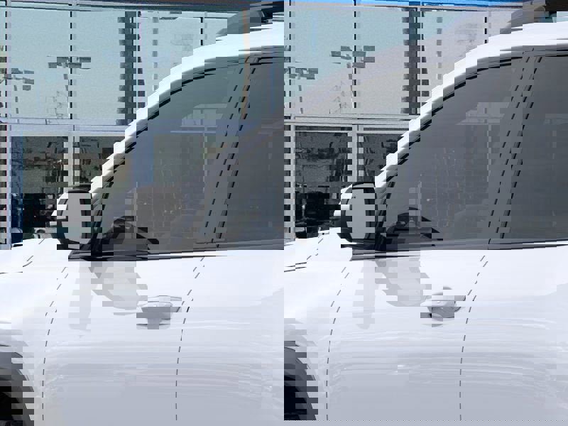 New 2026 Chevrolet Equinox ACTIV w/ Convenience Package III image 12