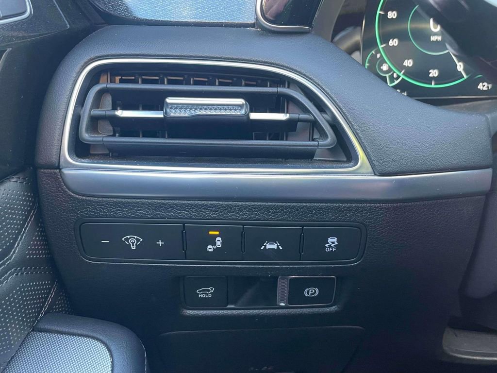Used 2020 Hyundai Palisade Limited image 22