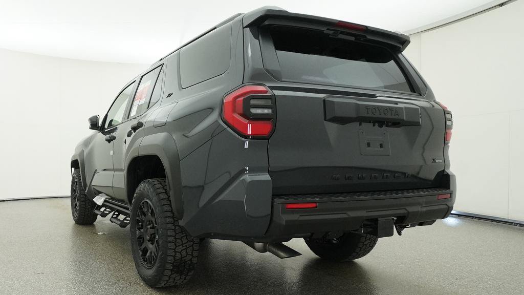 New 2026 Toyota 4Runner SR5 AWD/4WD image 25