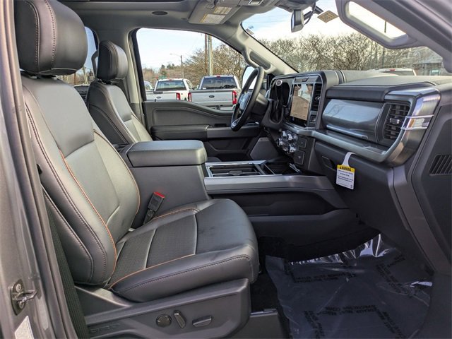 New 2025 Ford F250 Lariat w/ Lariat Ultimate Package image 39