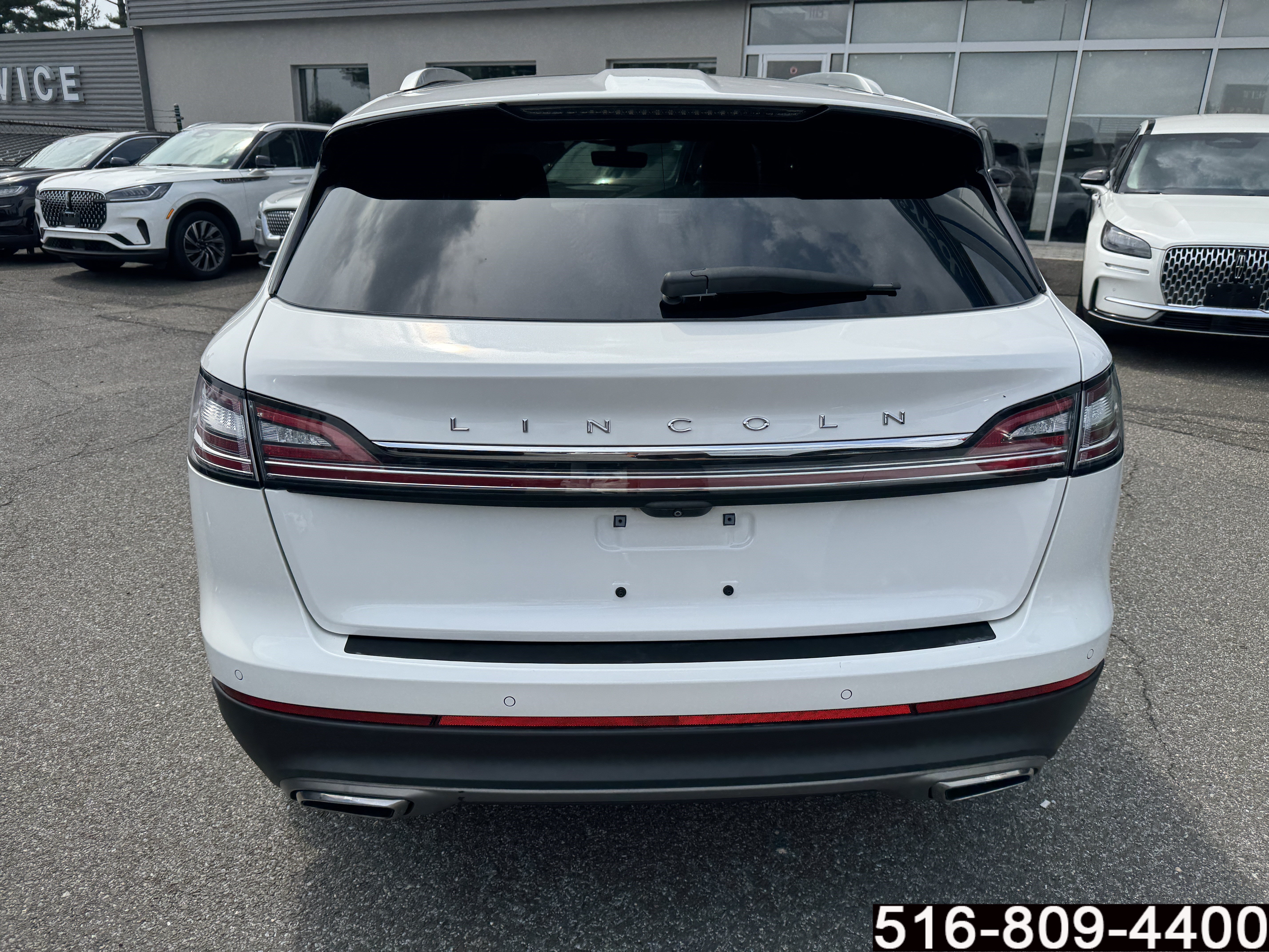 Used 2022 Lincoln Nautilus Reserve w/ Equipment Group 201A AWD/4WD image 6