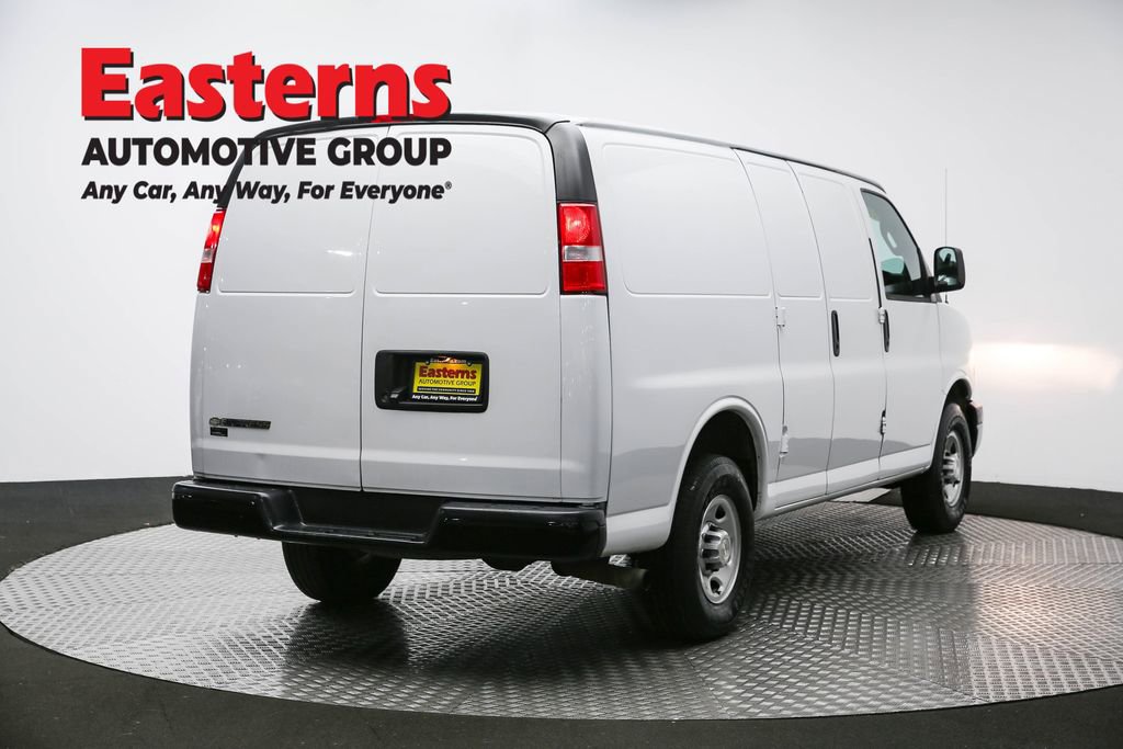 Used 2019 Chevrolet Express 2500 w/ Driver Convenience Package image 5