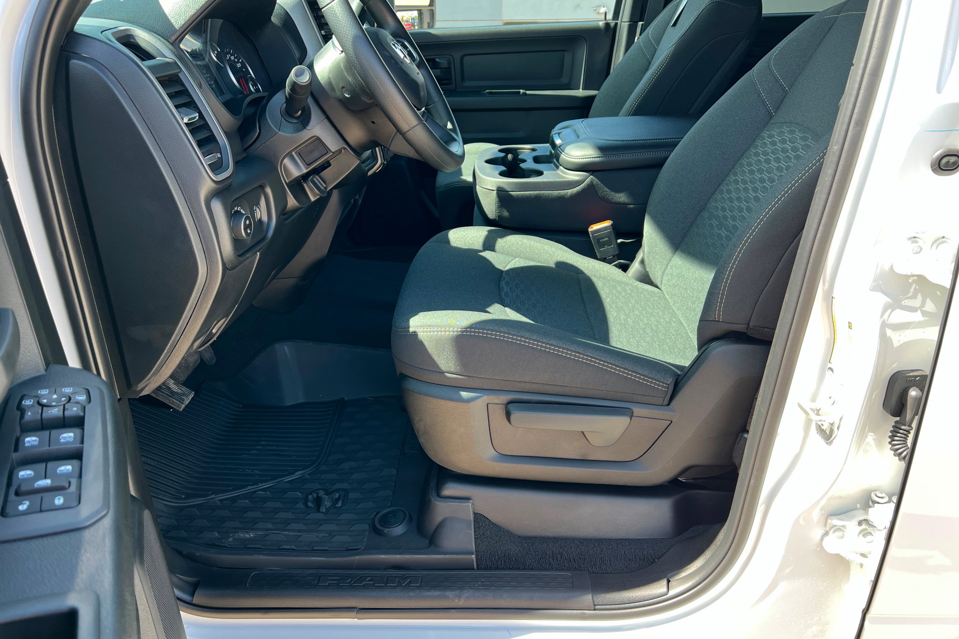 New 2026 RAM 2500 Warlock AWD/4WD image 17