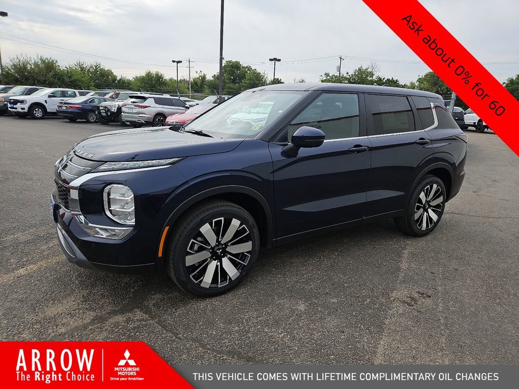 New 2025 Mitsubishi Outlander SE image 5