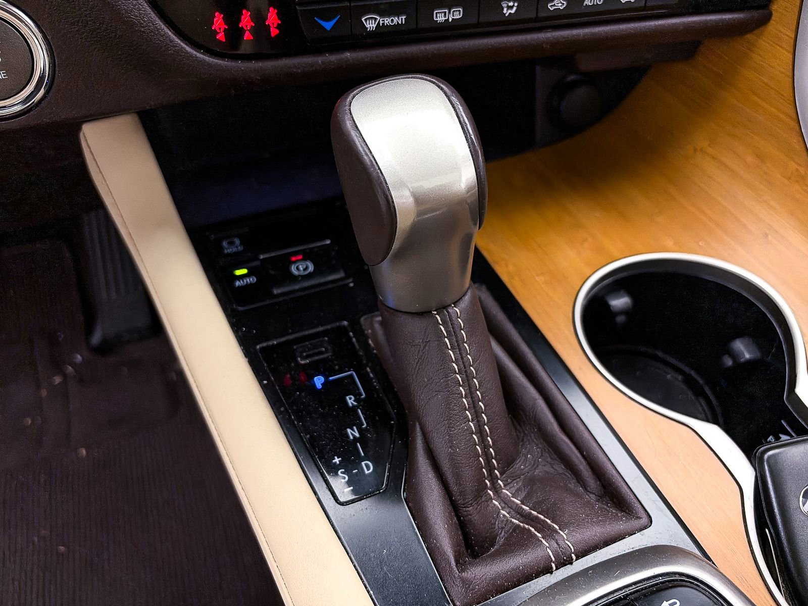 Used 2017 Lexus RX 350 FWD w/ Premium Package image 21