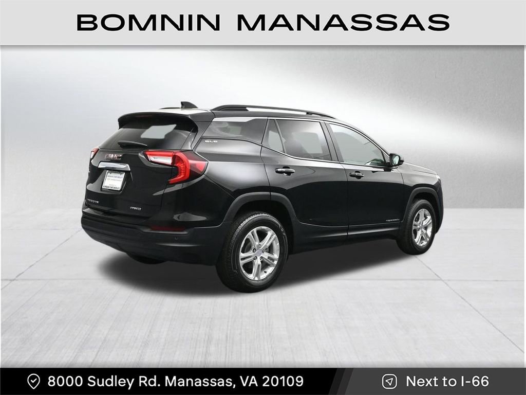 Used 2023 GMC Terrain SLE w/ Driver Convenience Package AWD/4WD image 5