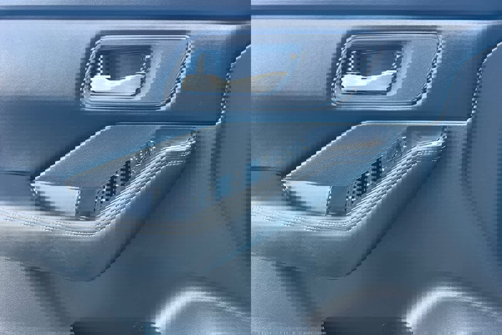 New 2026 Nissan Rogue SV image 13