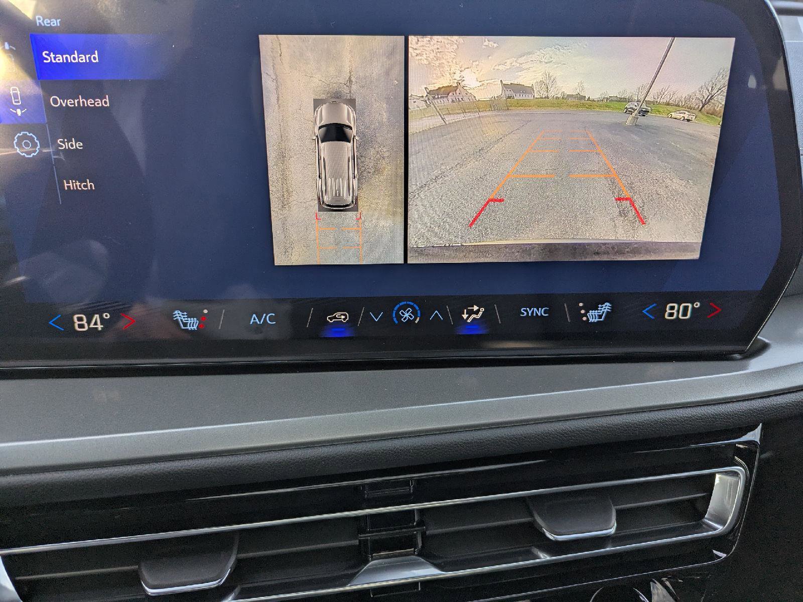 New 2026 Chevrolet Traverse LT image 22