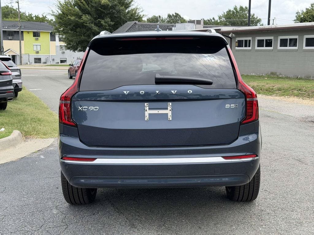 New 2026 Volvo XC90 B5 Plus w/ Protection Package AWD/4WD image 20