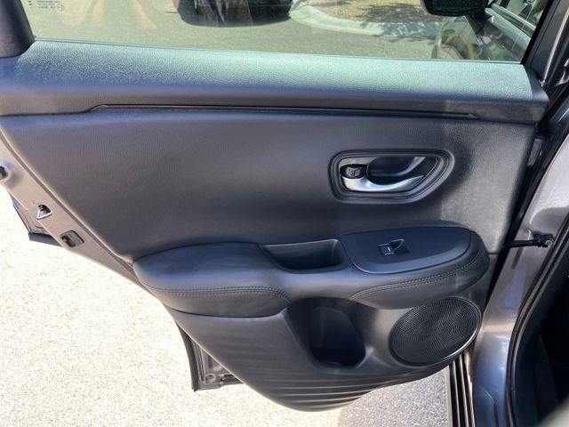 Certified 2025 Honda HR-V LX image 7