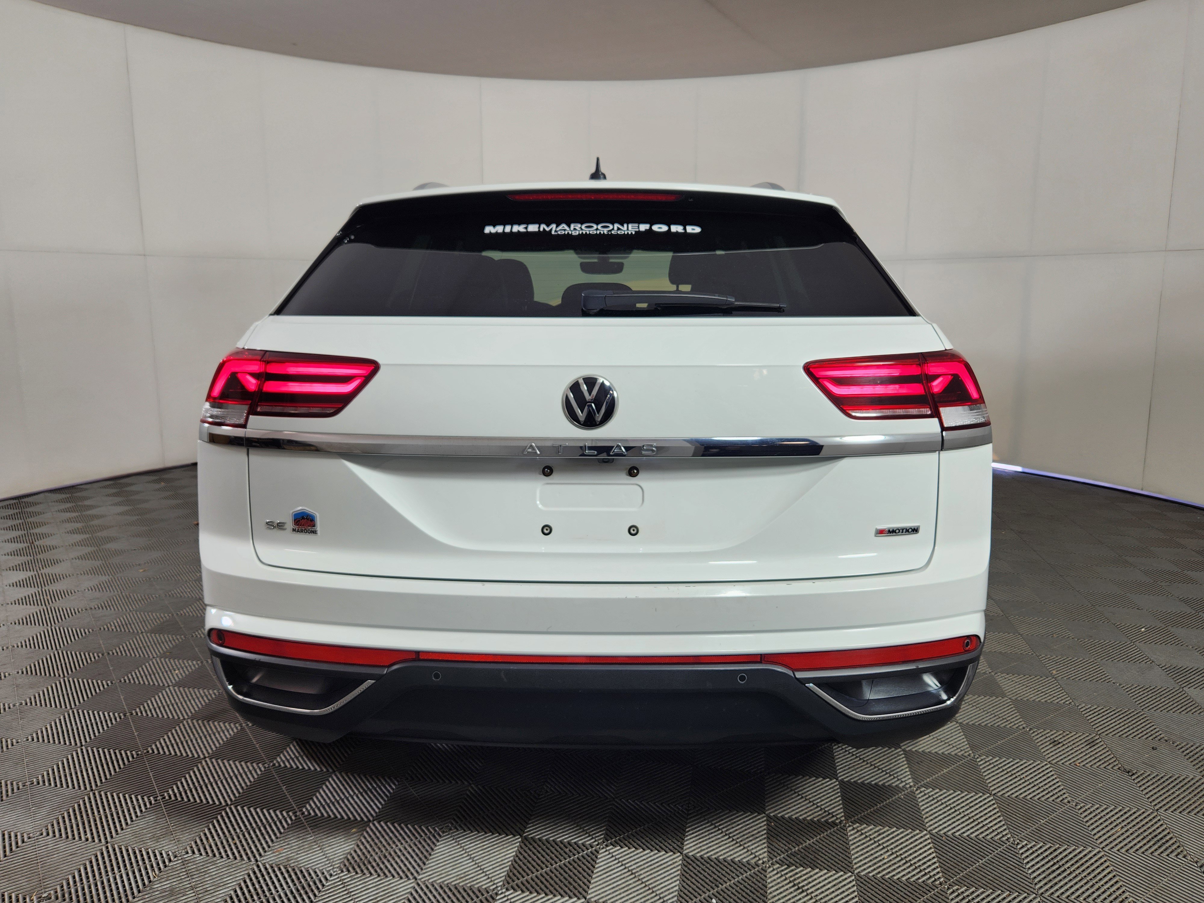 Used 2021 Volkswagen Atlas Cross Sport SE image 6