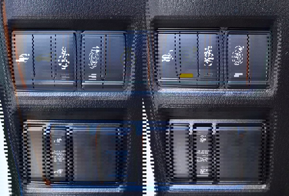 Used 2022 INFINITI QX80 Luxe w/ All-Season Package image 46