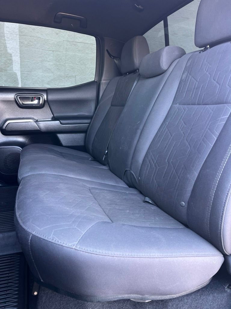 Used 2019 Toyota Tacoma TRD Sport w/ Technology Package RWD image 23
