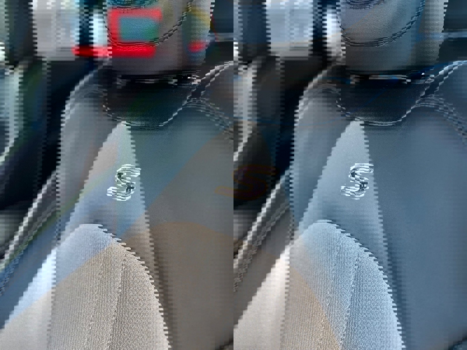 Used 2015 Chrysler 200 S w/ Navigation & Sound Group I image 11