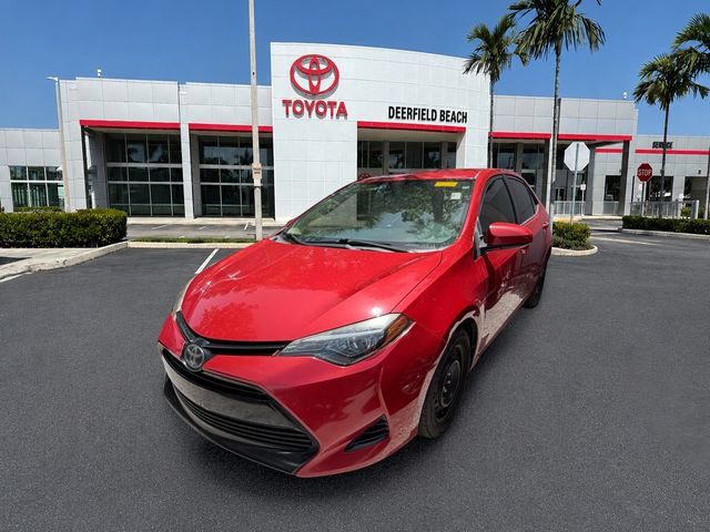 Used 2018 Toyota Corolla LE FWD image 3