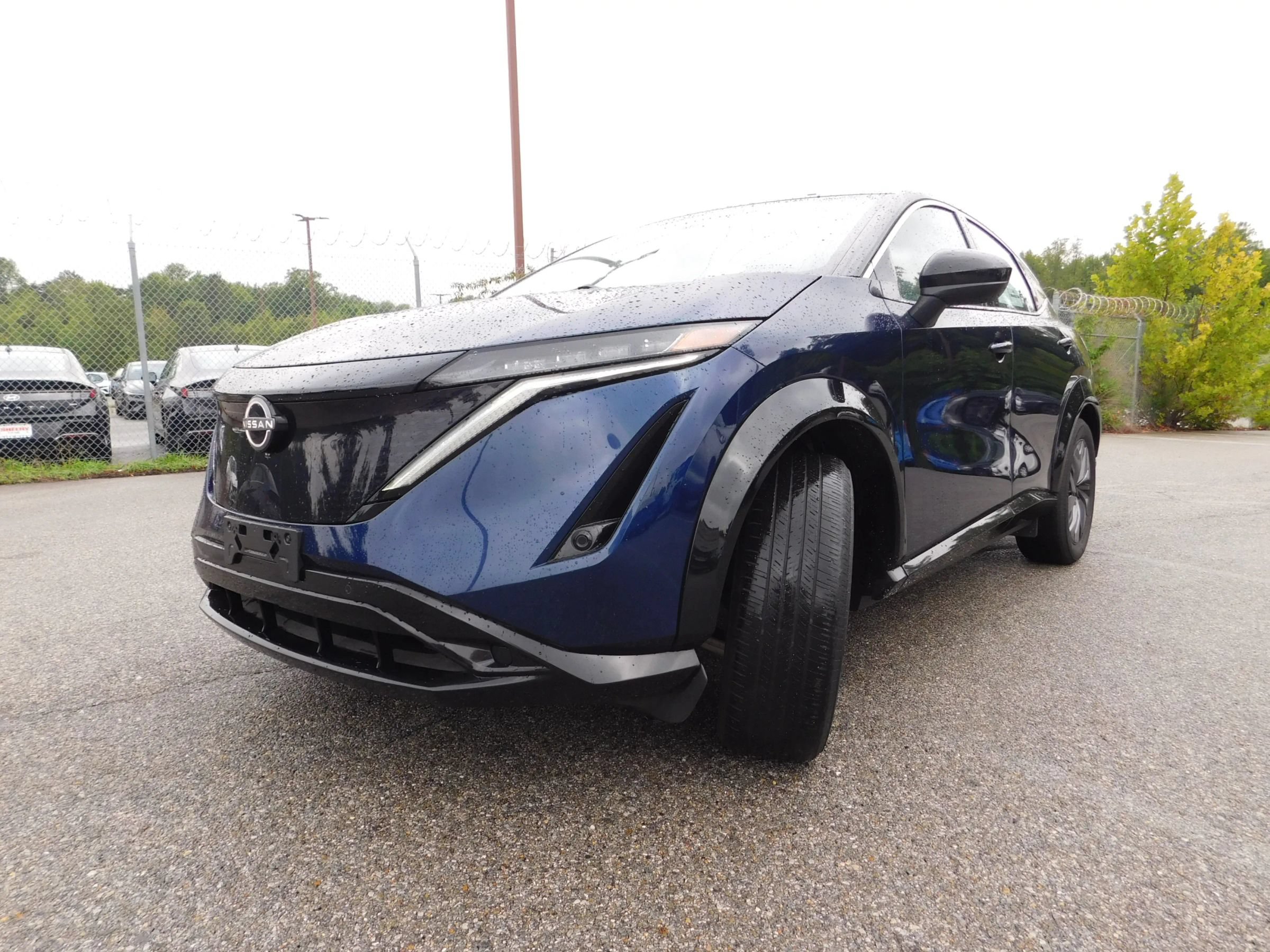 Used 2023 Nissan Ariya FWD image 4