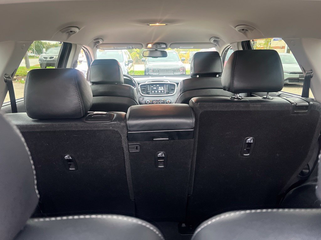 Used 2017 Kia Sorento EX w/ EX V6 Premium Package AWD/4WD image 11