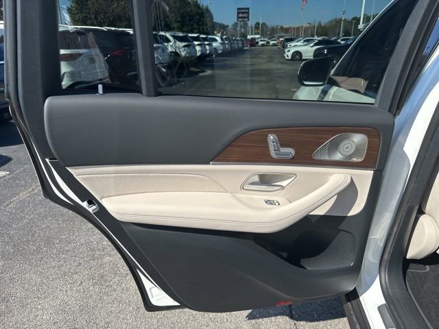 Certified 2025 Mercedes-Benz GLS 450 4MATIC image 27