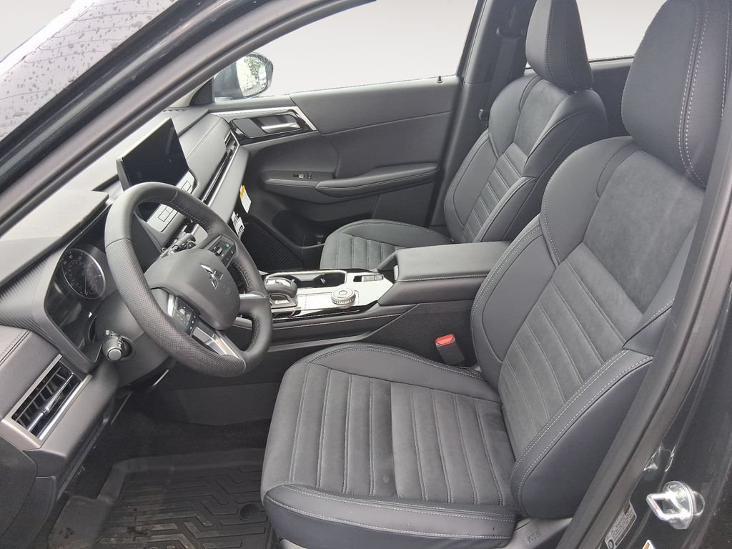 New 2026 Mitsubishi Outlander SE FWD image 9