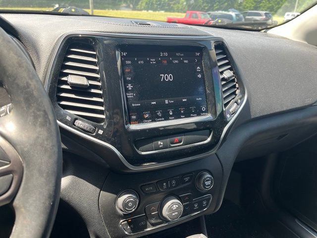 Used 2020 Jeep Cherokee Limited AWD/4WD image 15