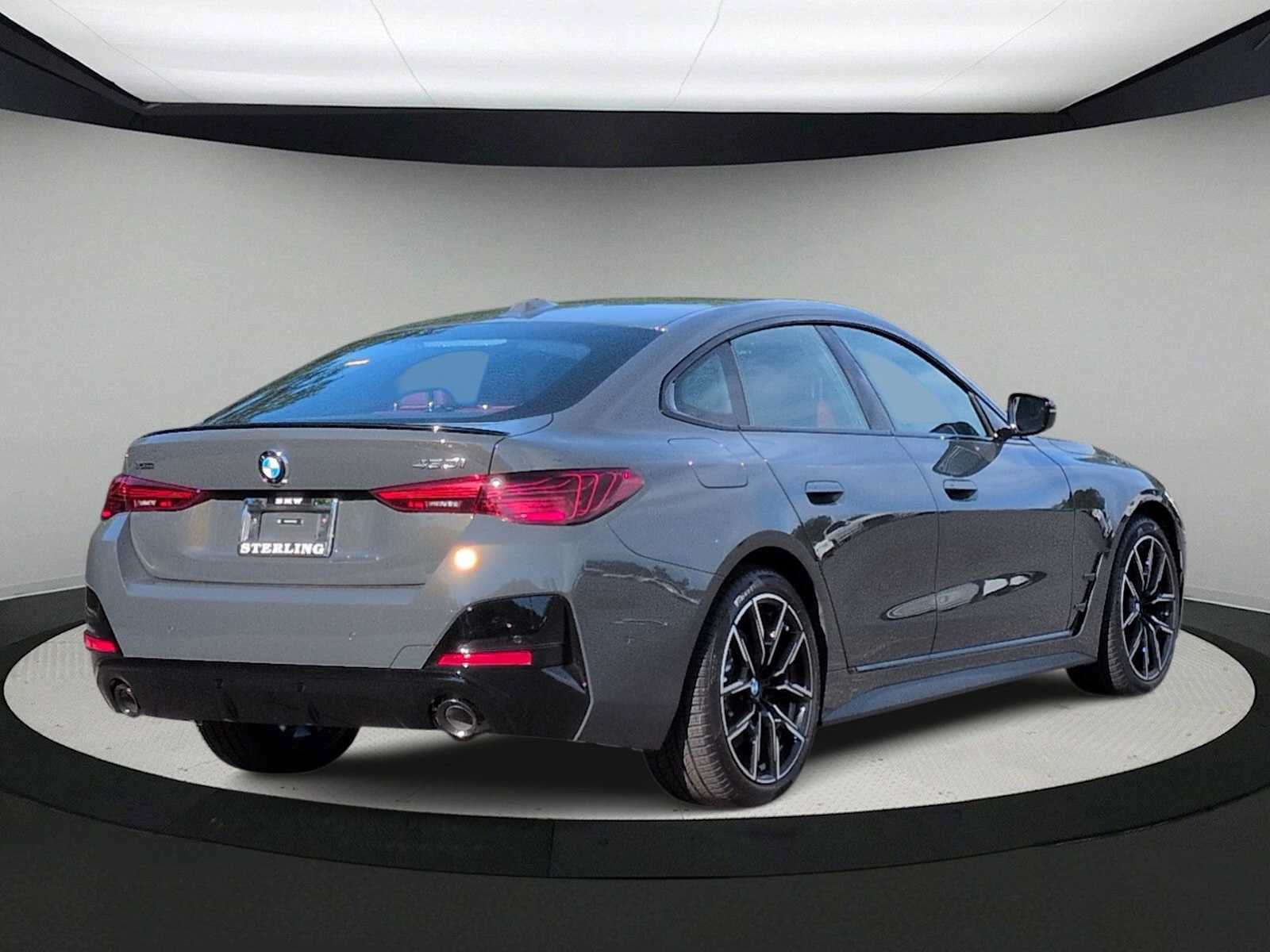 New 2026 BMW 430i xDrive w/ M Sport Package AWD/4WD image 8