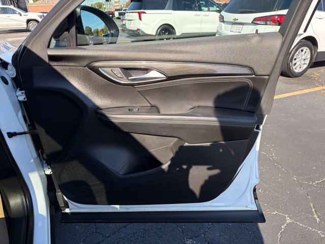 Certified 2021 Buick Envision Essence w/ Sport Touring Package AWD/4WD image 19