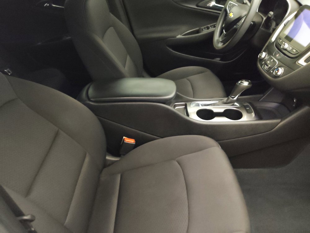 Used 2019 Chevrolet Malibu LS FWD image 21