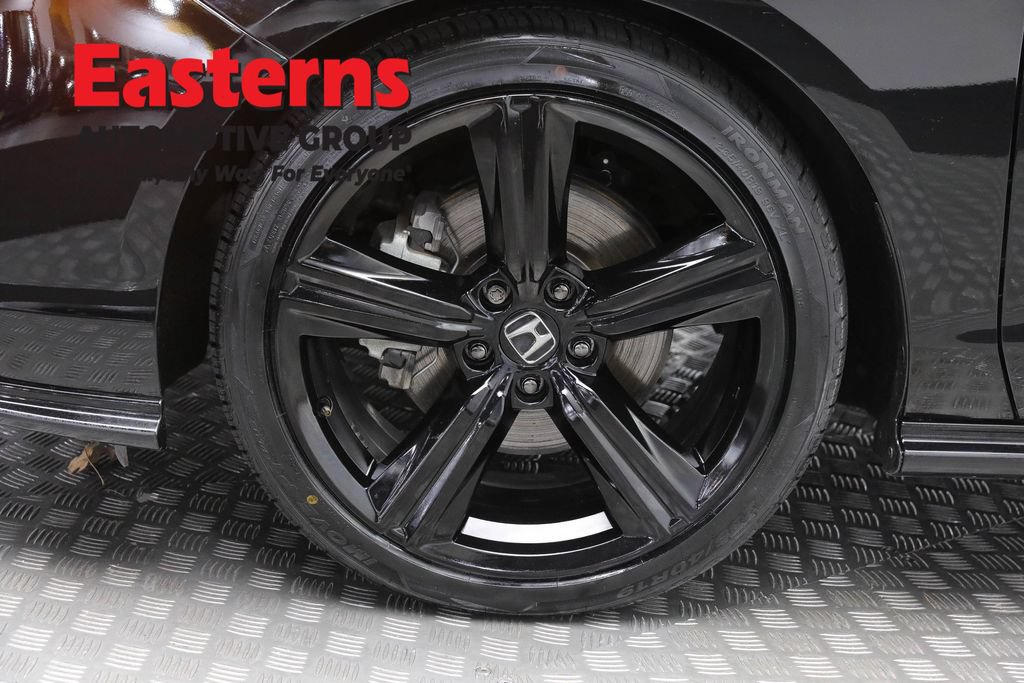 Used 2025 Honda Accord Sport image 31