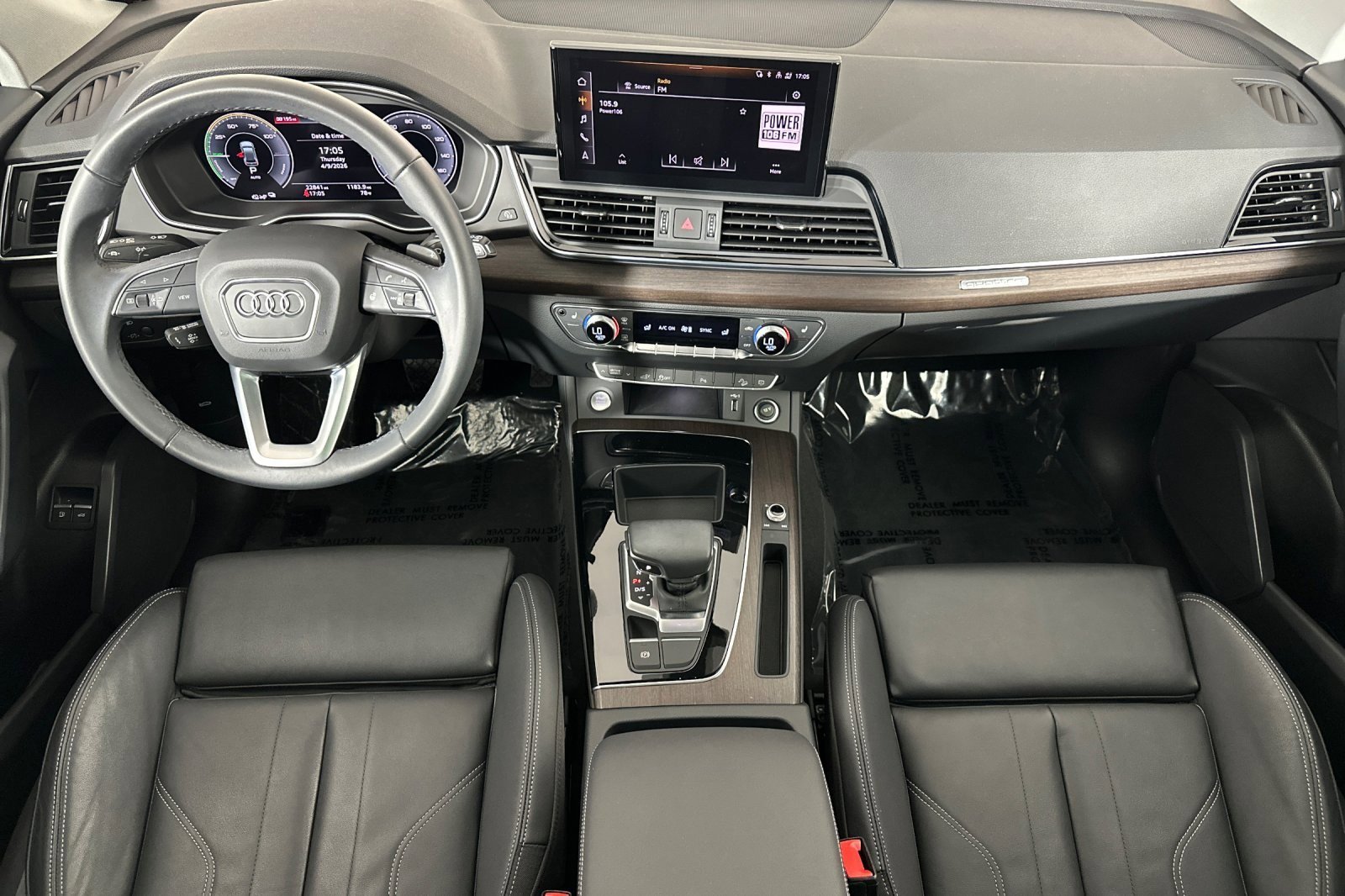 Used 2023 Audi Q5 e Premium w/ Convenience Package image 12