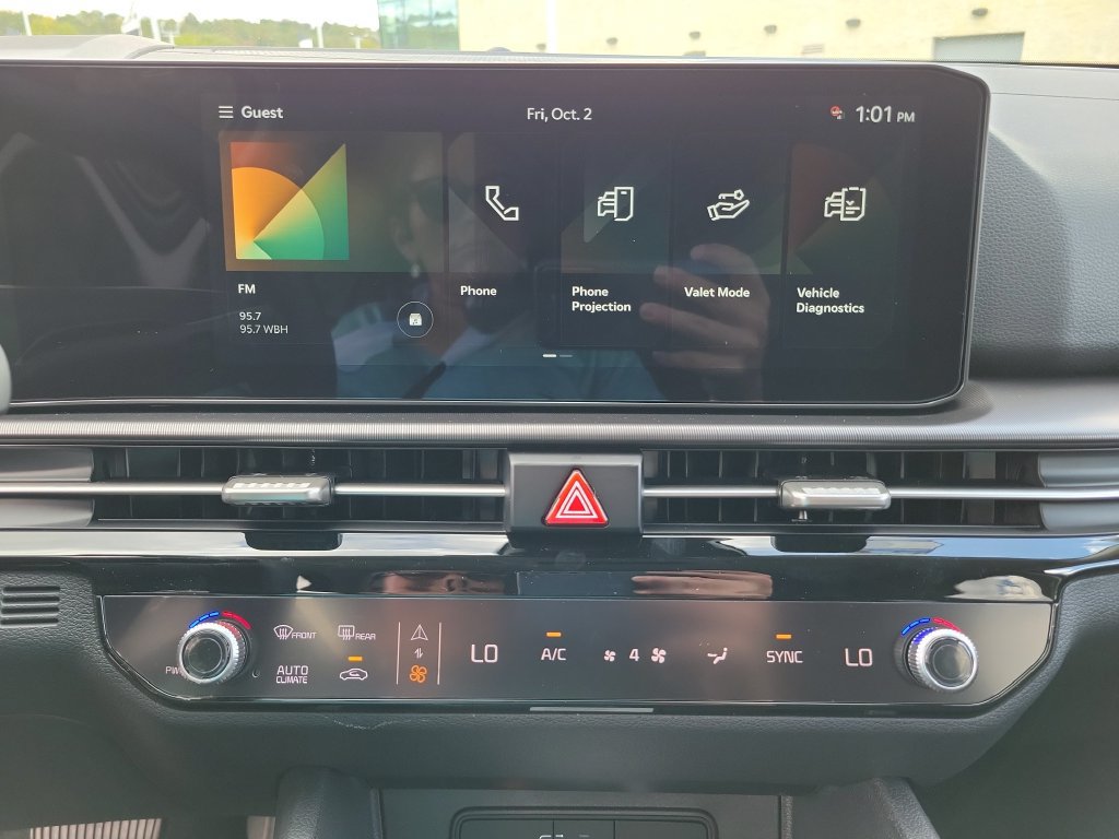 New 2027 Kia Sportage EX FWD image 17