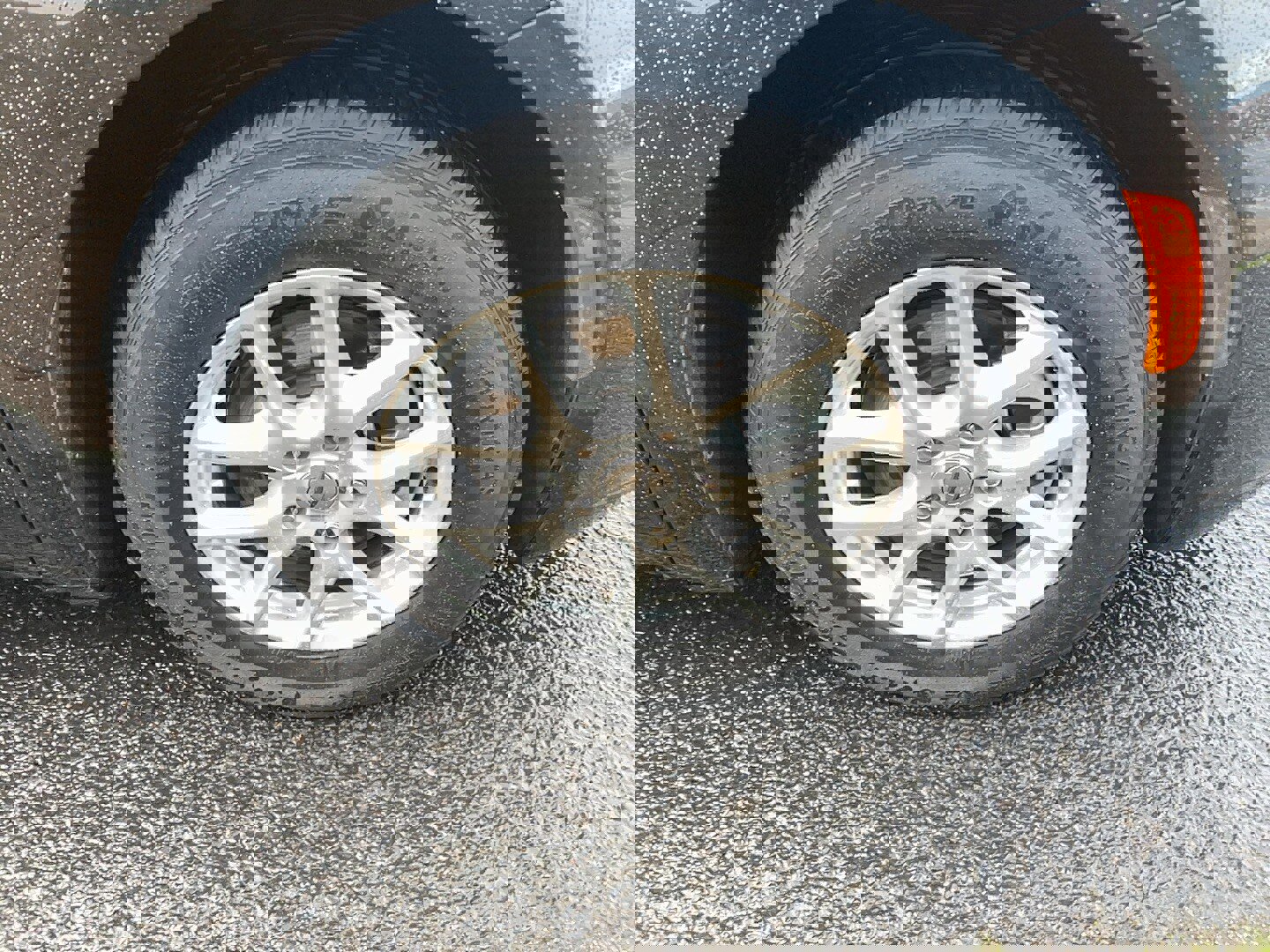 Used 2022 Chrysler Pacifica Touring-L image 14