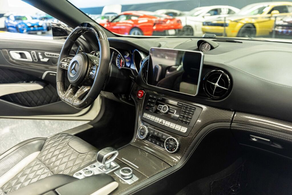 Used 2016 Mercedes-Benz SL 63 AMG image 17