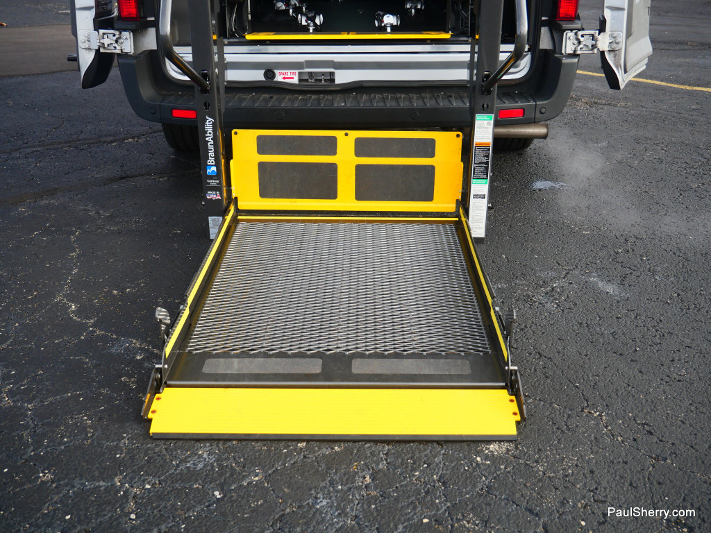 Used 2020 Ford Transit 350 XL image 11