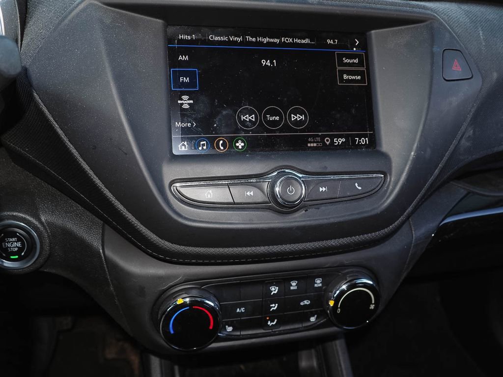 Used 2023 Chevrolet TrailBlazer LT w/ LPO, Blackout Package FWD image 9