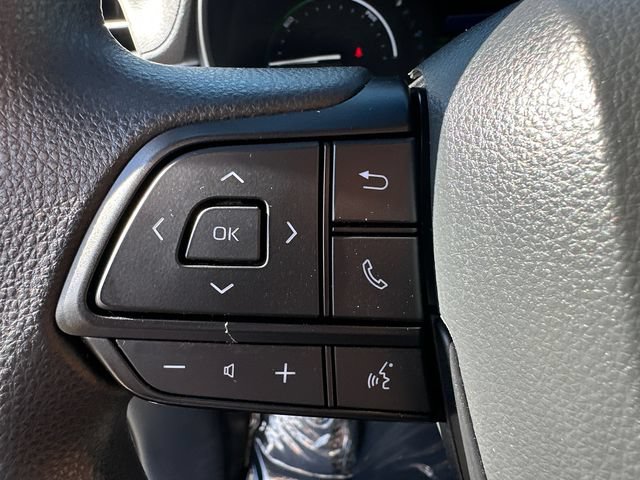 Used 2026 Toyota Sienna LE FWD image 30