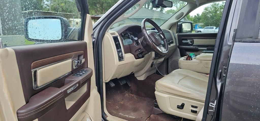 Used 2015 RAM 1500 Laramie RWD image 10