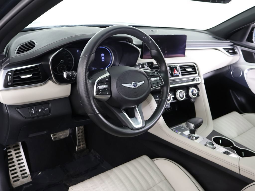Used 2023 Genesis G70 2.0T w/ Sport Prestige Package image 30