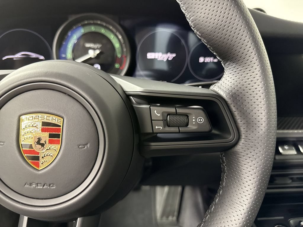 Certified 2024 Porsche 911 GT3 RS RWD image 37