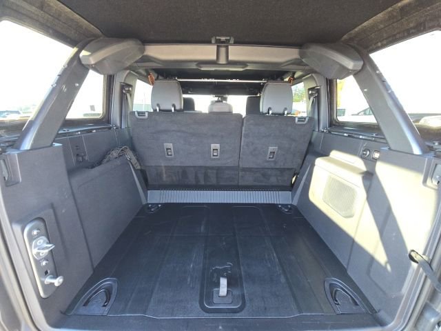 Used 2023 Ford Bronco Badlands w/ Sasquatch Package image 12