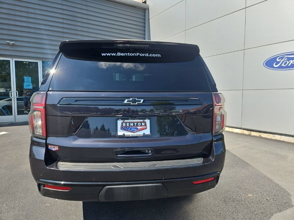 Used 2024 Chevrolet Tahoe Z71 w/ Z71 Off-Road Package AWD/4WD image 8
