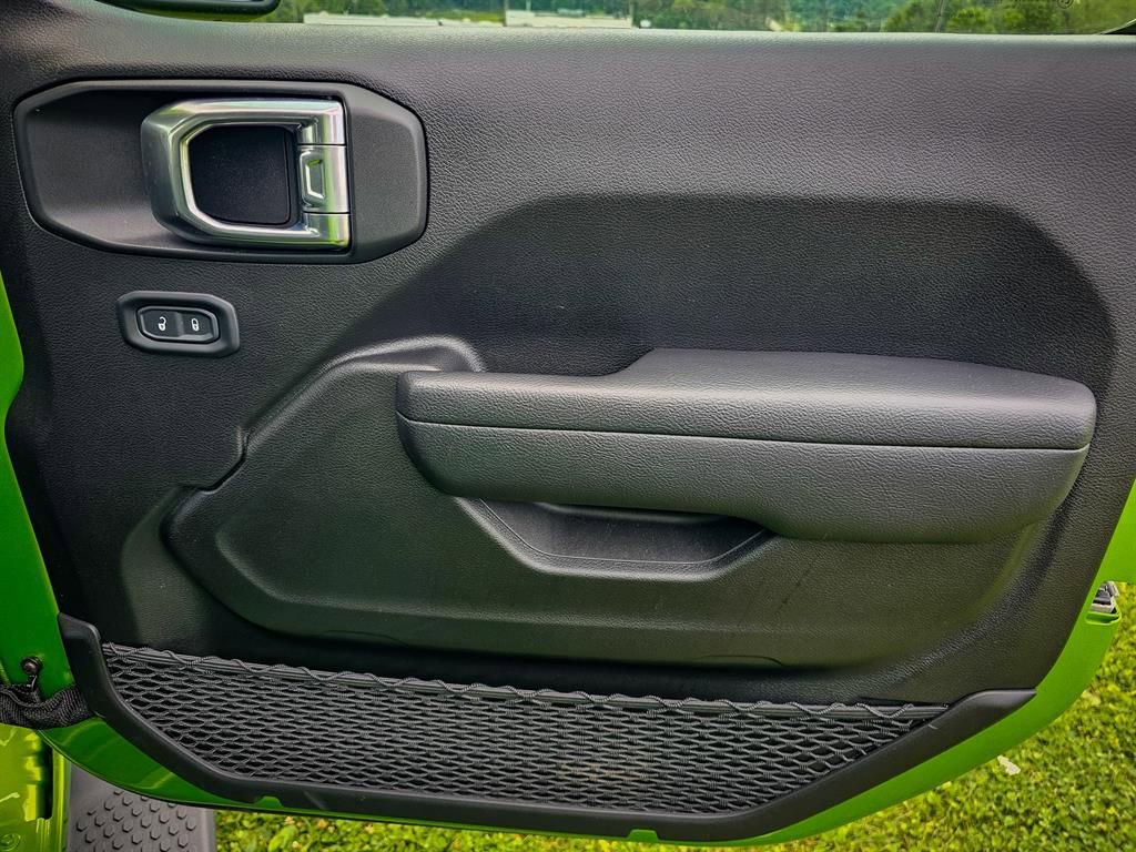 New 2025 Jeep Wrangler Sport S image 40