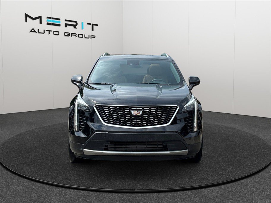Used 2020 Cadillac XT4 Premium Luxury FWD image 3