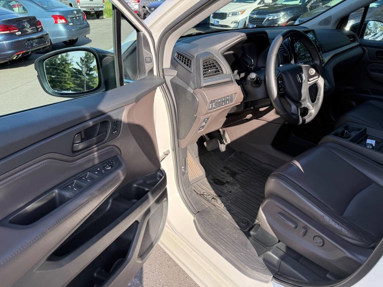 Used 2018 Honda Odyssey Touring image 19