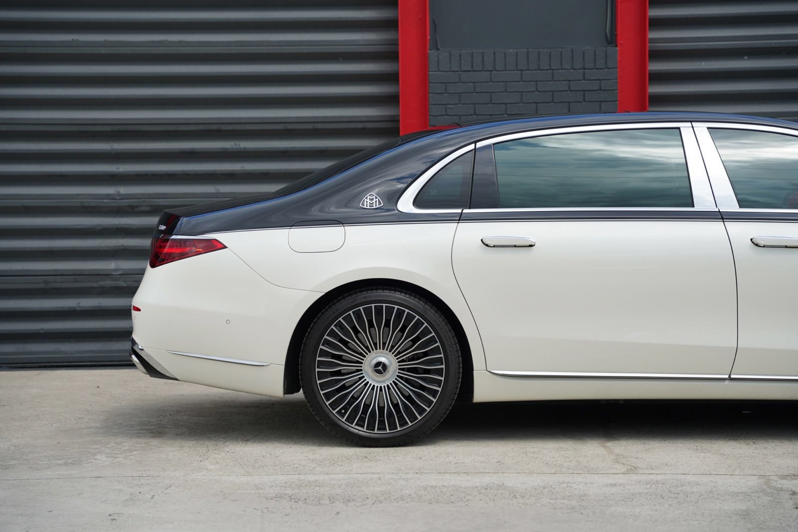 Used 2023 Mercedes-Benz Maybach S 580 4MATIC image 11