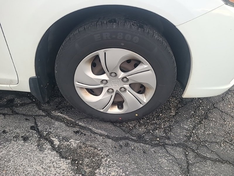 Used 2013 Honda Civic LX image 7