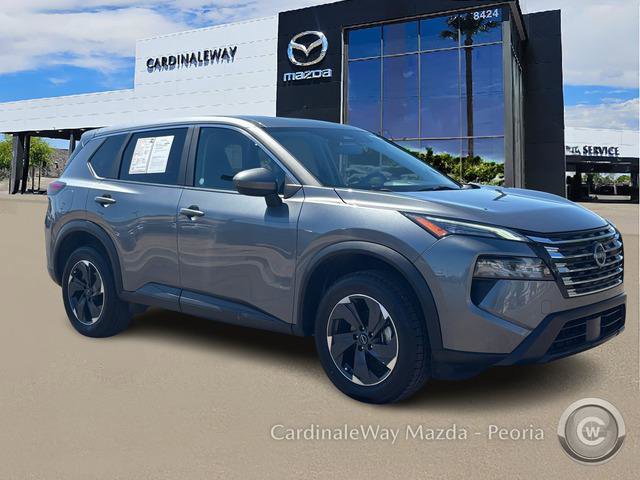 Used 2024 Nissan Rogue SV image 10