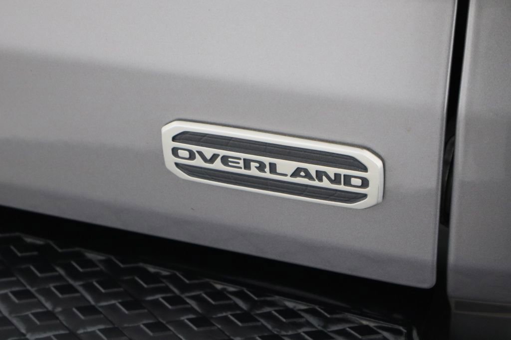 Used 2020 Jeep Gladiator Overland w/ LED Lighting Group image 38